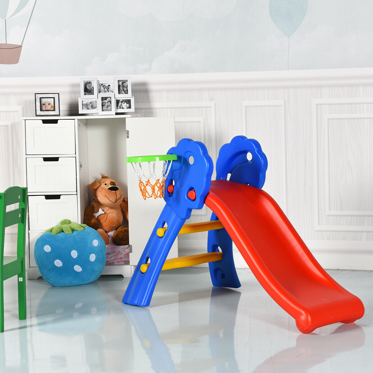 Folding Child's First Slide with Basketball Hoop