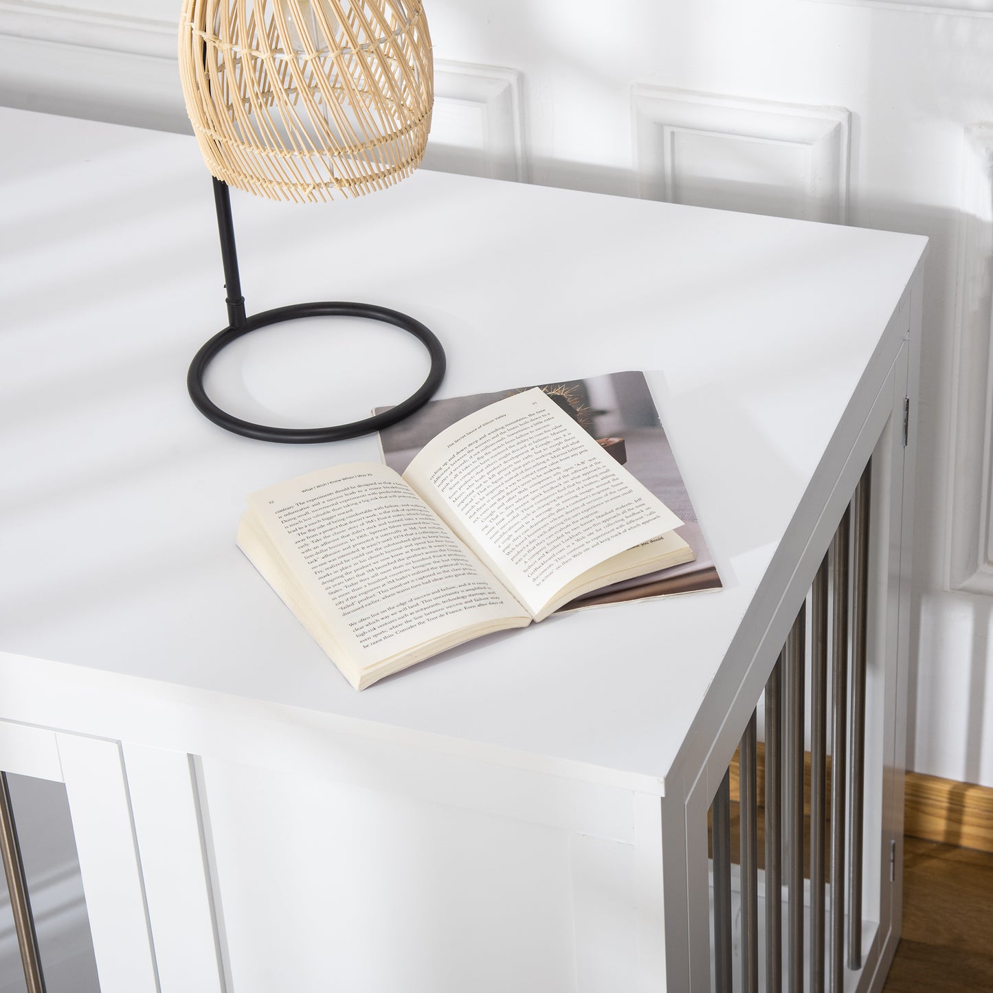 Klatka dla psa PawHut Furniture Style z dwoma drzwiami, stolikiem bocznym i zamkami, dla średnich i dużych psów – biała