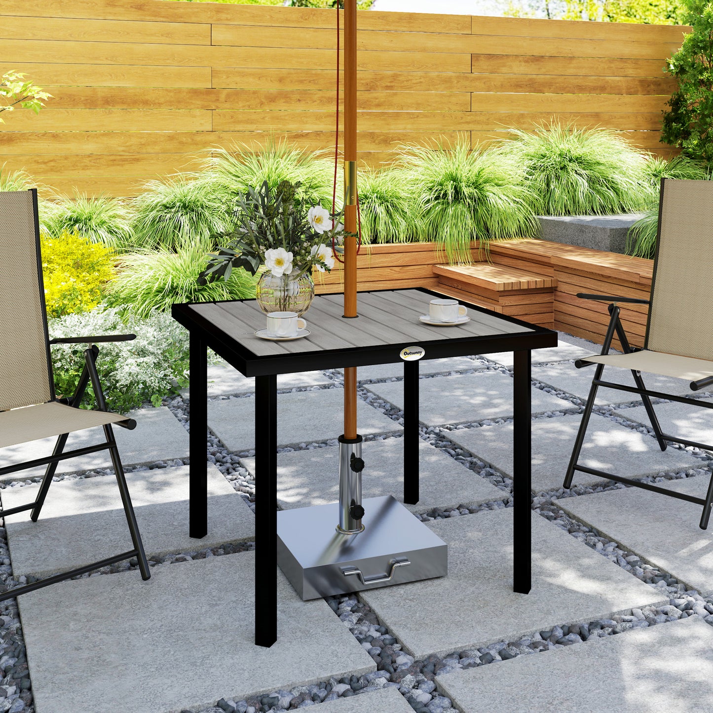 Stół ogrodowy Outsunny Square Garden Dining Table z otworem na parasol 5,4 cm, blatem z listew, metalową ramą, 86 x 86 x 71 cm, jasnoszary
