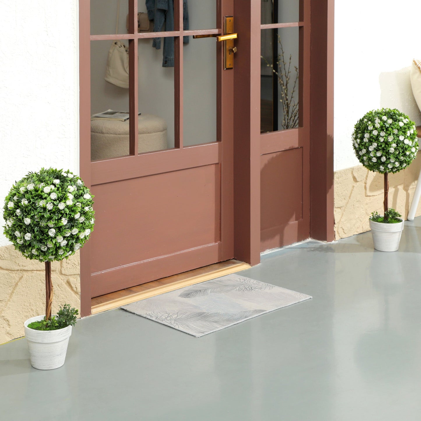 HOMCOM Zestaw 2 dekoracyjnych sztucznych roślin, drzewo topiary z kwiatem róży w doniczce, sztuczne rośliny do dekoracji wnętrz i na zewnątrz, 60 cm, biały