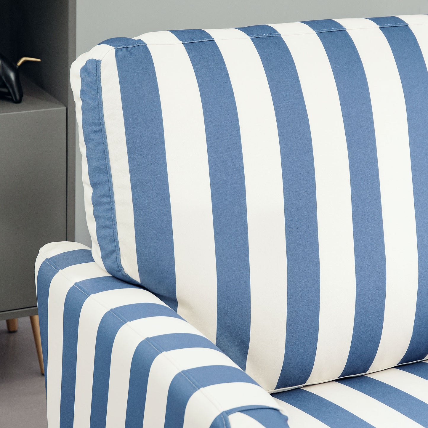 HOMCOM Modern Cuddle Chair, Velvet Single Sofa Armchair with Stripe, Turned Legs and Wide Seat, Upholstered Snuggle Chair for Living Room, Bedroom, Blue and White