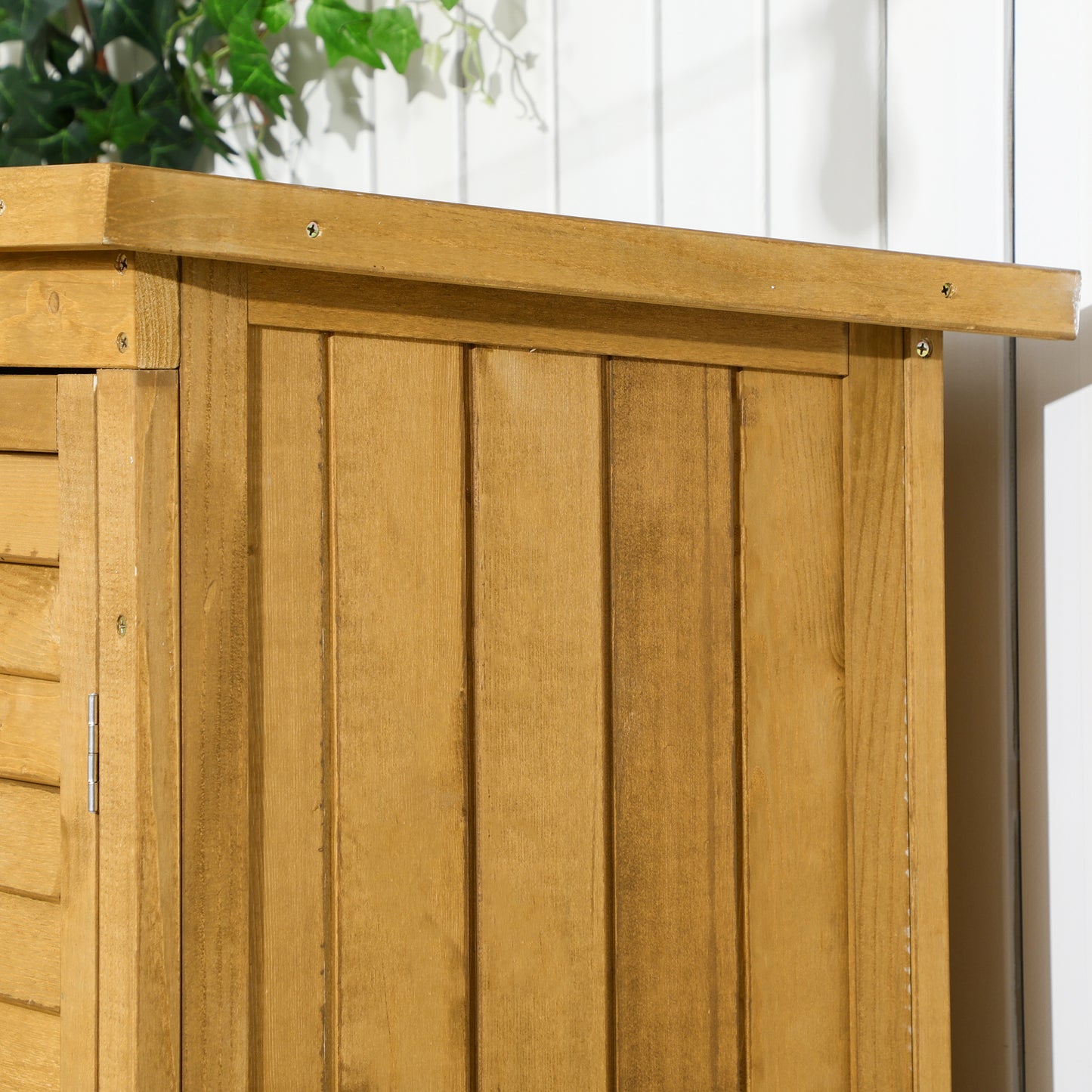 Outsunny Drewniany schowek ogrodowy, kompaktowy moduł użytkowy, 3-poziomowy organizer na narzędzia z dachem asfaltowym i konstrukcją okiennicy, 87 cm x 47 cm x 160 cm