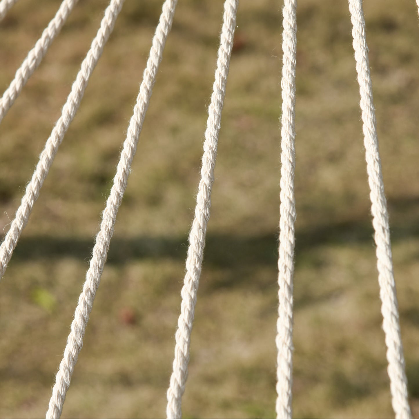 Huśtawka wisząca Outsunny Double Cotton Hammock Camping Swing Outdoor Garden Beach Stripe z poduszką, 188 x 140 cm, udźwig 180 kg, kolor czerwony