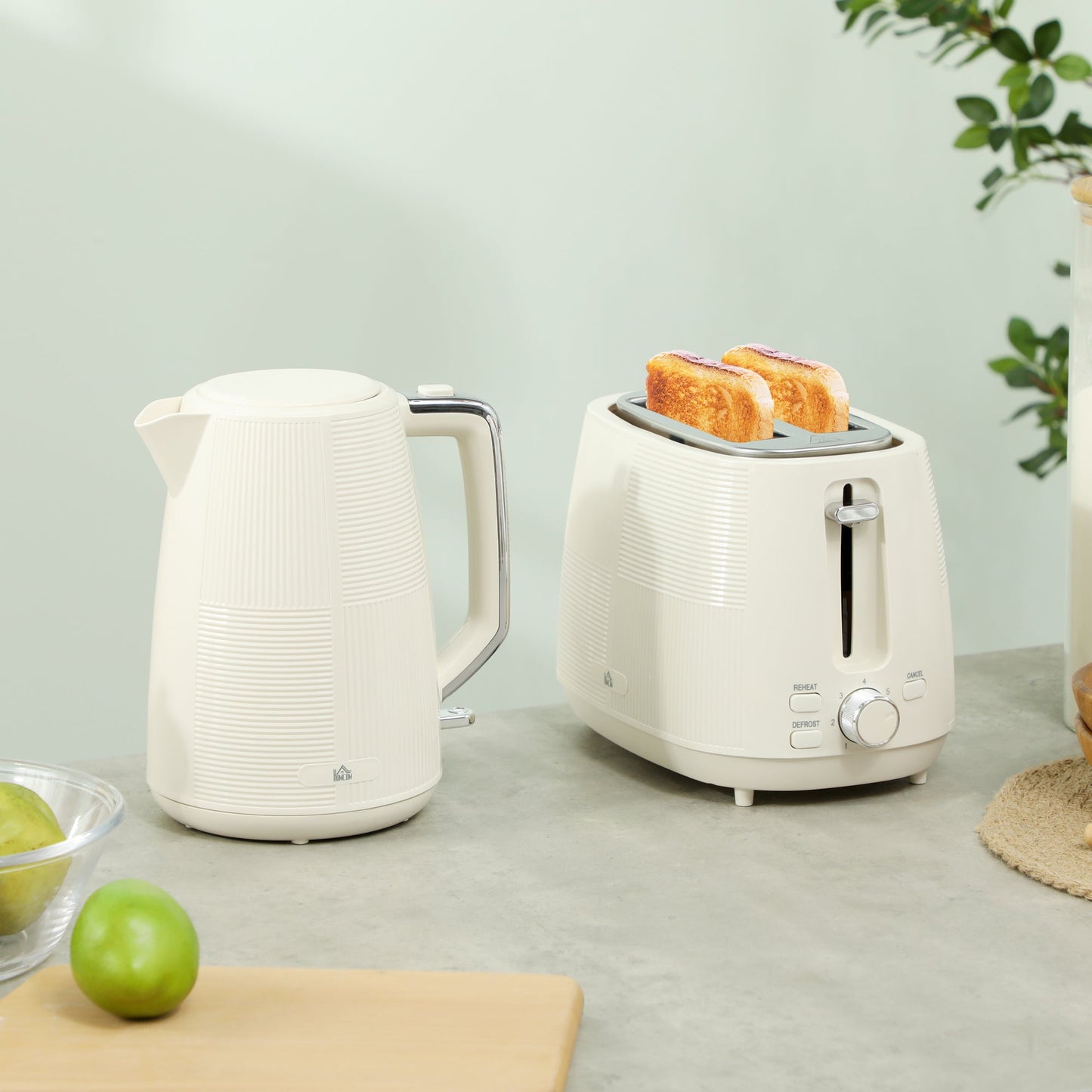 Zestaw HOMCOM z czajnikiem i tosterem, 1,7 l, 3000 W, czajnik z funkcją szybkiego gotowania i tosterem na 2 kromki, 7-stopniową regulacją opiekania, rozmrażaniem, podgrzewaniem, zabezpieczeniem przed gotowaniem na sucho, kremowo-biały