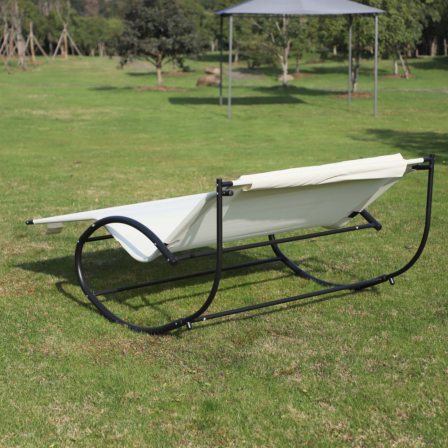 Leżak Outsunny Double Sun Lounger, bujany leżak z podłokietnikiem i poduszką zagłówkową, dla dwóch osób, do ogrodu na zewnątrz, kremowo-biały