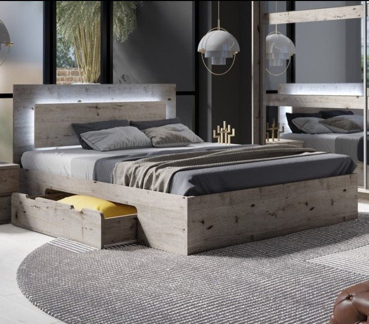 Togo 51 Łóżko Divan 160cm