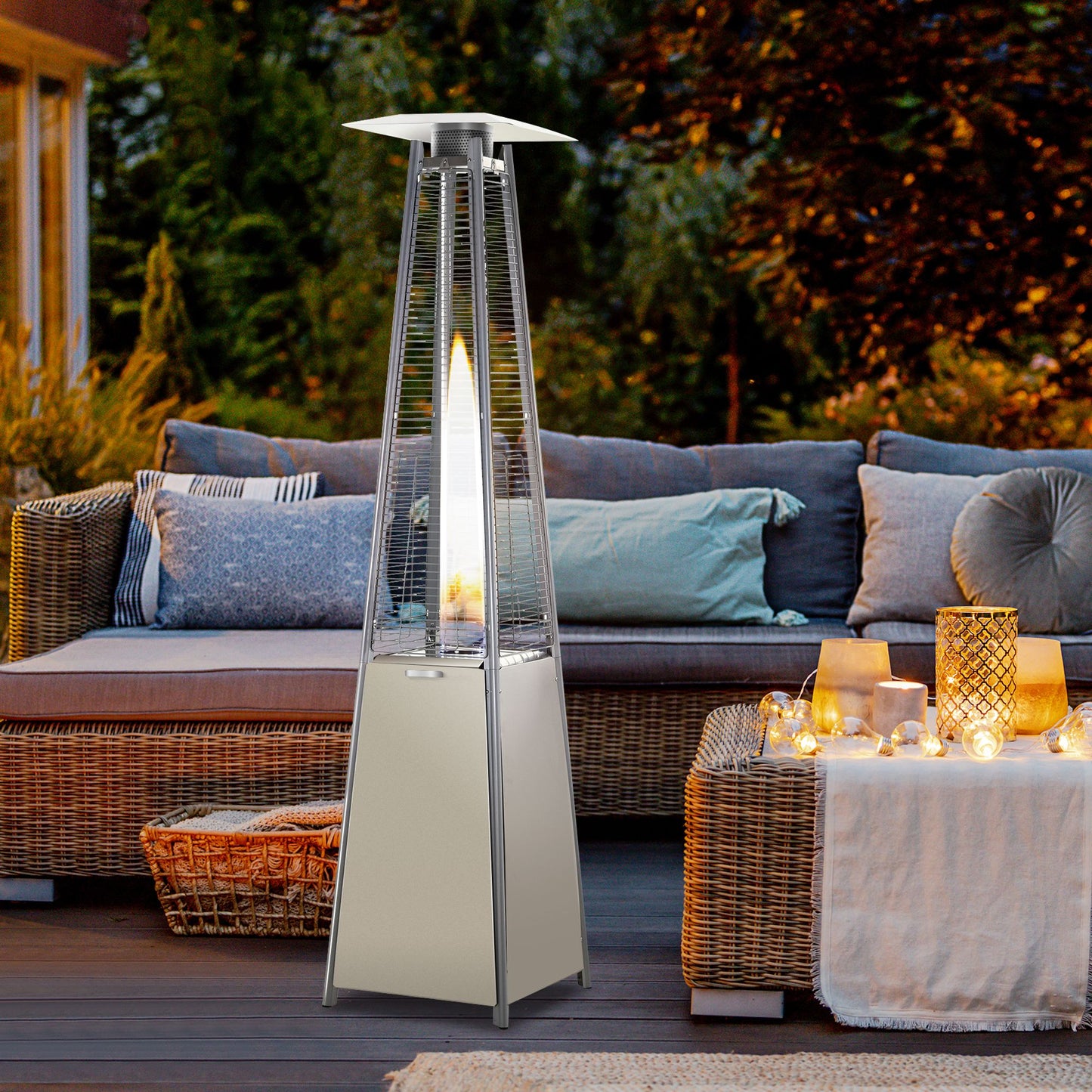 Outsunny Stal nierdzewna Outdoor Garden Pyramid Patio Heater z kółkami i osłoną przeciwdeszczową - srebrny