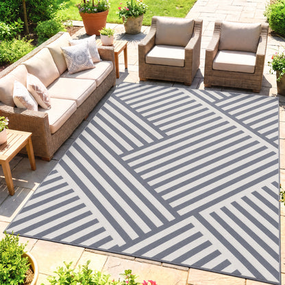 Outsunny Plastic Straw Reversible RV Outdoor Rug with Carry Bag, 182 x 274cm, Grey and Cream