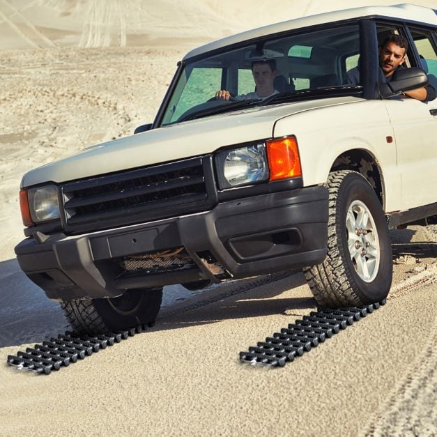 2-Pack Tire Traction Mats with Bag Emergency Traction Aid Black 61.5 x 21 x 2.8 cm