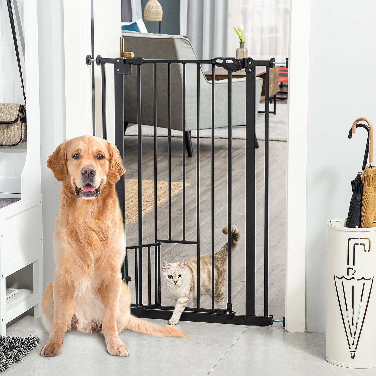 بوابة PawHut Extra Tall Pet Gate، بوابة أمان للكلاب في الأماكن المغلقة، مع فتحة للقطط، إغلاق تلقائي، عرض 74-80 سم - أسود