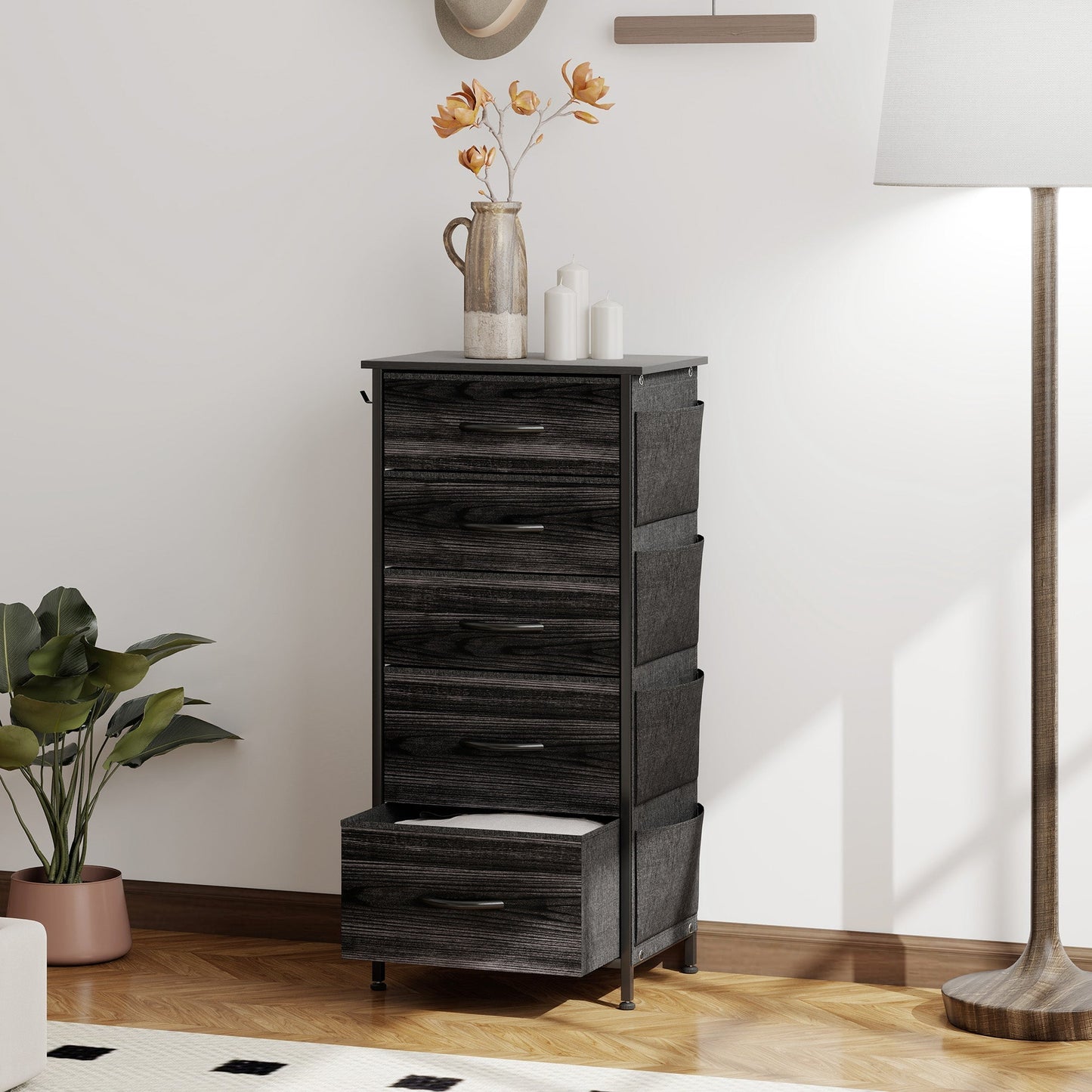 HOMCOM Chest of Five Fabric Drawers - Black