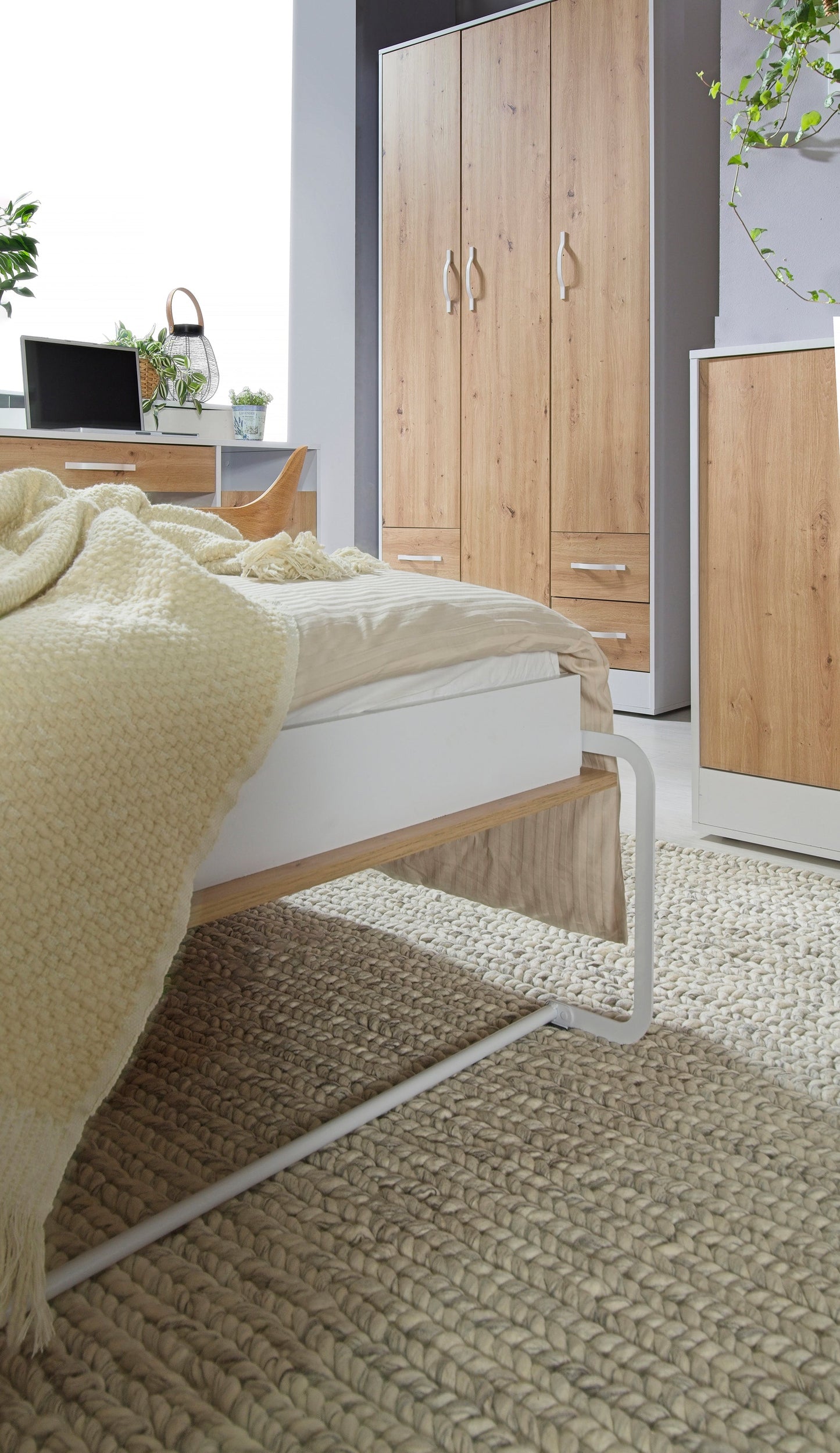 SPACEO Desk White / White Handles