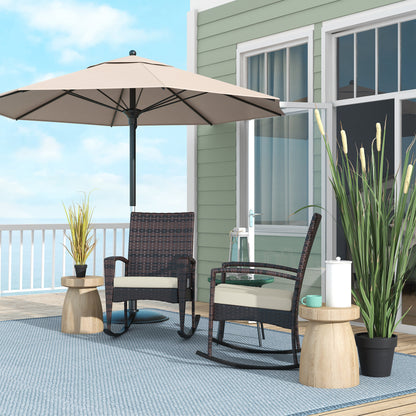 Zestaw 2 bujanych krzeseł ogrodowych Outsunny Outdoor PE Rattan z podłokietnikiem i poduszką, brązowy