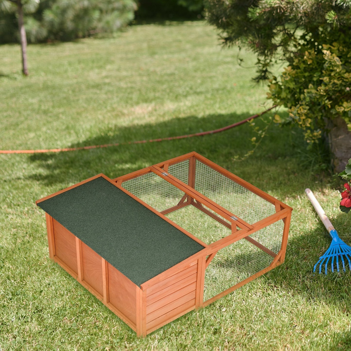 PawHut Guinea Pigs Hutches Small Animal House Off-ground Ferret Bunny Cage Backyard with Openable Main House & Run Roof 125.5 x 100 x 49cm Orange