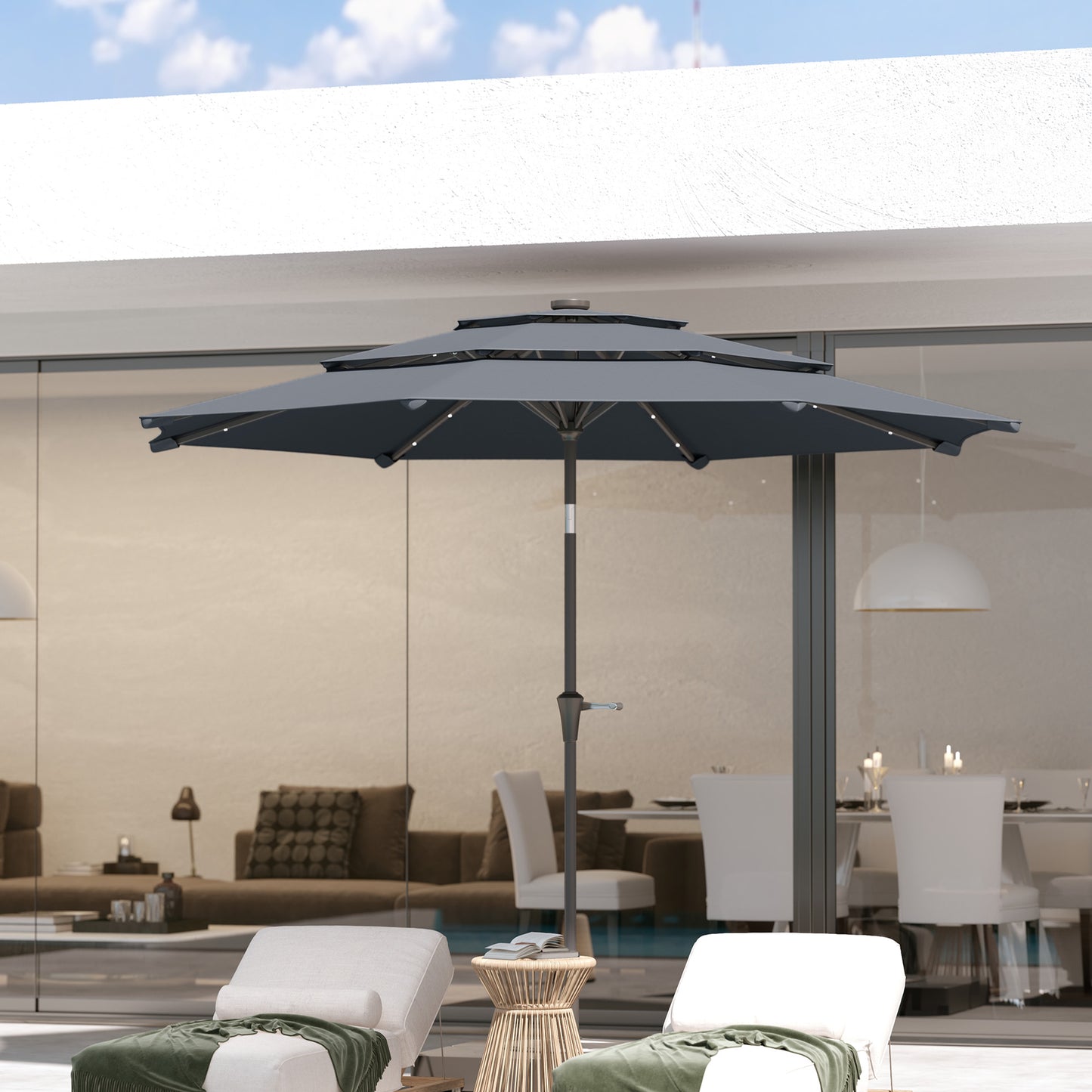 Outsunny 3-poziomowy parasol ogrodowy z lampami LED zasilanymi energią słoneczną, UPF 30+, mechanizmem pochylania i korbą, na taras w kolorze ciemnoszarym