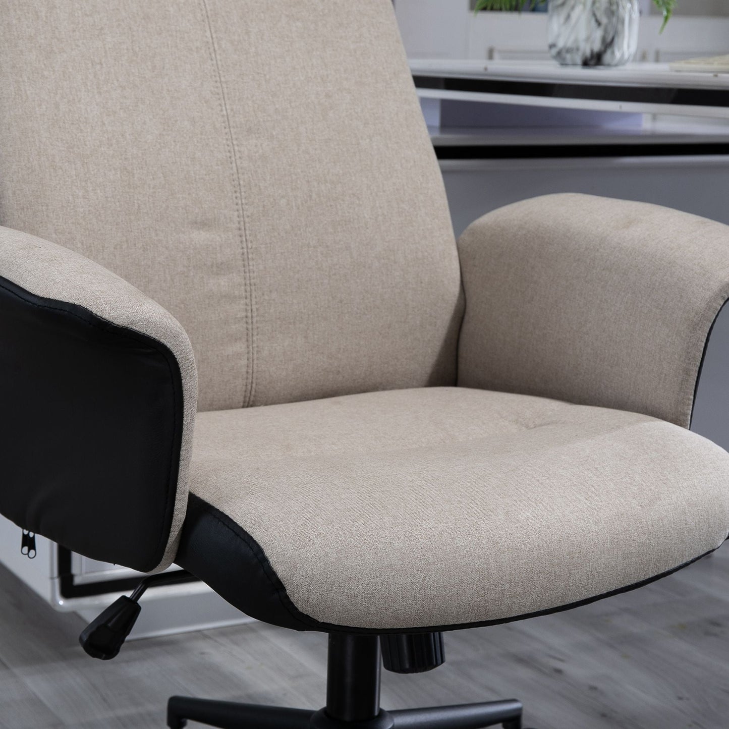 Vinsetto Office Chair, Linen Fabric Desk Chair, Comfortable Computer Chair with Adjustable Height, Padded Armrests and Swivel Wheels, Beige