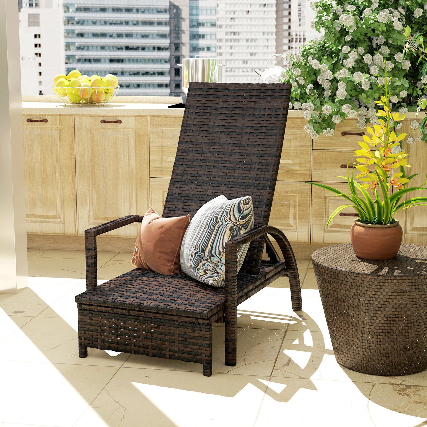 Leżanka Outsunny Reclining Rattan z rozkładanym podnóżkiem - brązowa