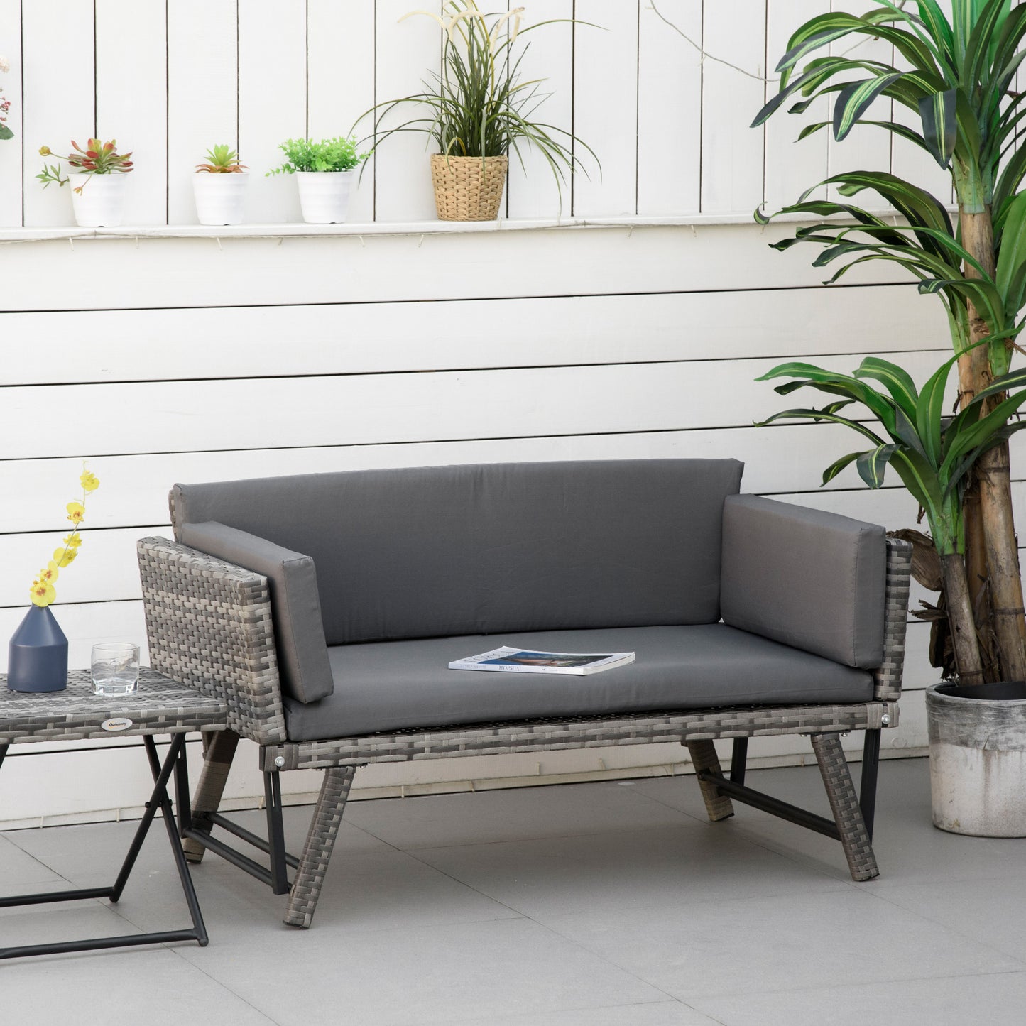 Sofa Outsunny 2-osobowa z rattanu z poduszkami, 2-w-1 z rattanu PE z podłokietnikami lewostronnymi w górę lub w dół, ogrodowa leżanka dwuosobowa na zewnątrz, patio, mieszany szary