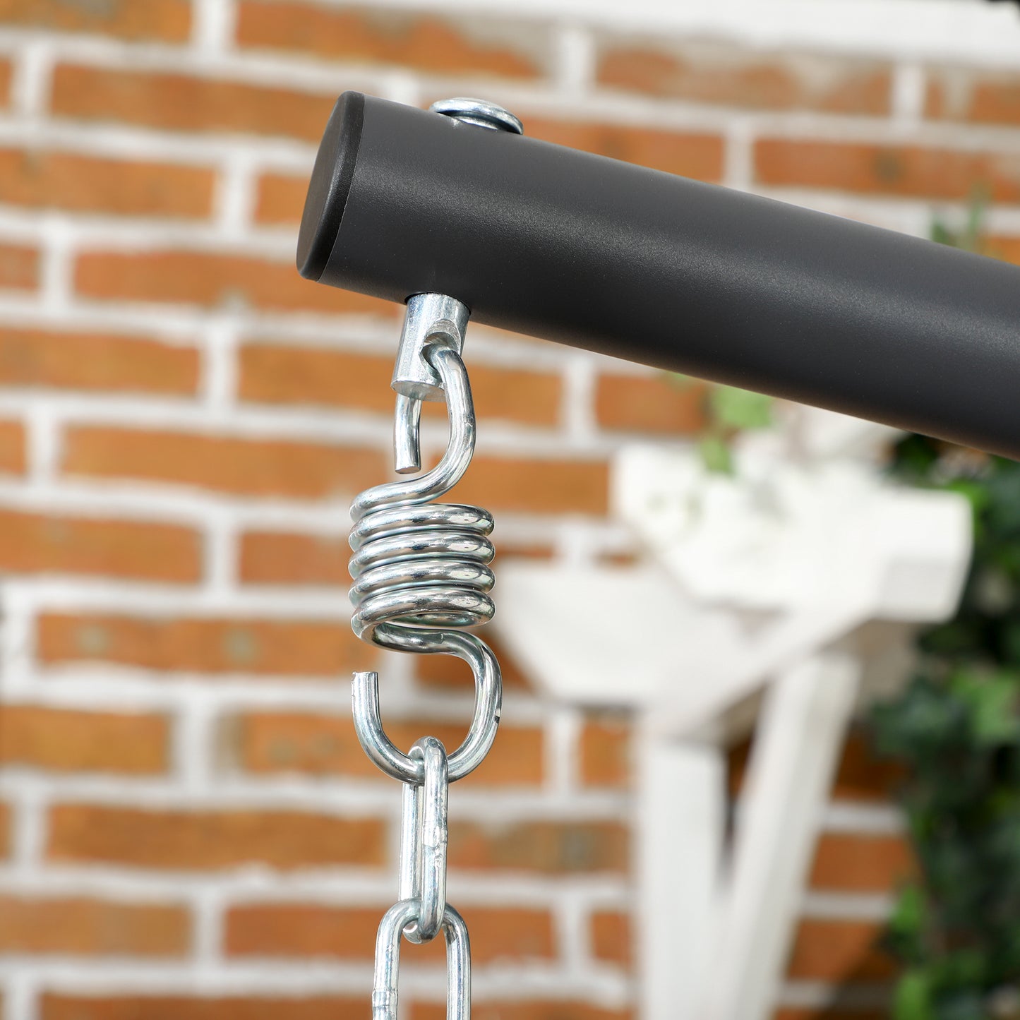 Outsunny Outdoor PE Rattan Swing Chair z poduszką, składany kosz ogrodowy Patio Hanging Egg Chair z metalowym stojakiem, zagłówek, do wewnątrz i na zewnątrz, jasnoszary