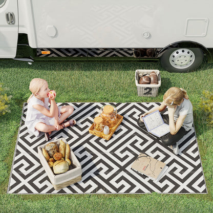 Outsunny Outdoor Rug Reversible Mat Plastic Straw Rug Portable RV Camping Mat for Garden Deck Picnic Indoor, 121 x 182 cm (4 x 6 ft), Black & White
