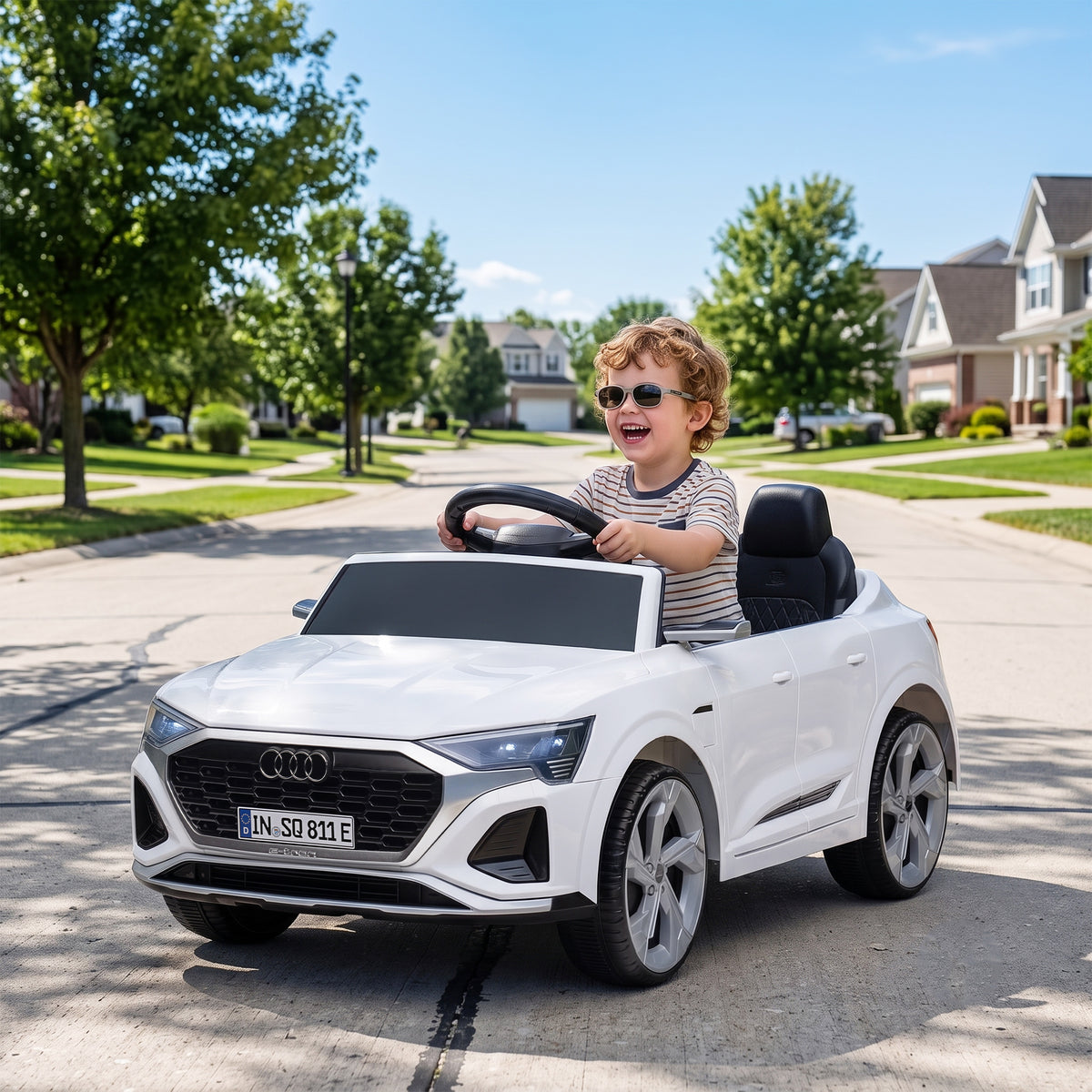 AIYAPLAY Audi Q8 etron Sportback Licensed Ride on Car with Remote Control, Four-Wheel Suspension, Soft Start for Ages 3-4, White
