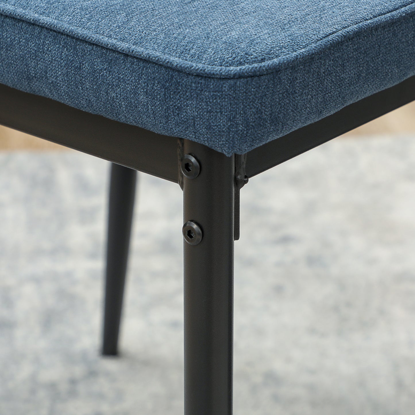 HOMCOM Velvet Dining Chairs Set of 2, Modern Upholstered Kitchen Chairs with Metal Legs, Curved Back and Padded Seat, Armless Side Chairs for Dining Room, Bedroom, Living Room, Blue