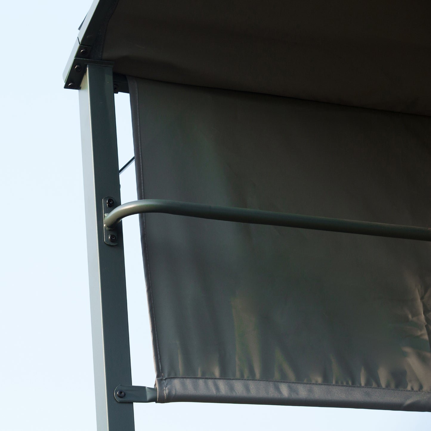 Altana grillowa Outsunny 2,2 x 1,4 m, zadaszenie do grilla zewnętrznego z półkami, wieszakami i metalową ramą, do ogrodu i na patio