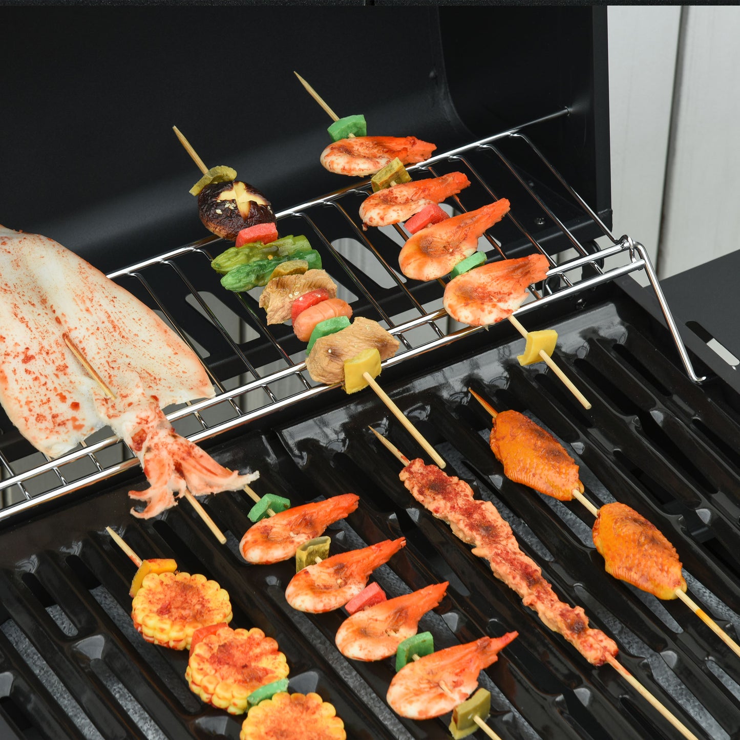 Outsunny 3+1 palnikowy grill gazowy, wózek do grilla na zewnątrz z kółkami, ruszt do podgrzewania, półki boczne, szafka, termometr do ogrodu, na imprezę, kemping, 110L x 50W x 100Hcm, czarny