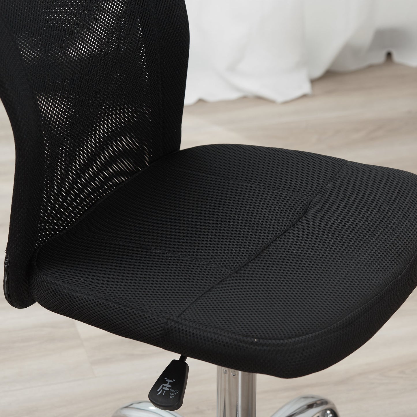 Vinsetto Home Office Mesh Task Chair Ergonomic Armless Mid Back Height Adjustable with Swivel Wheels, Black