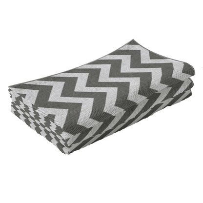 Outsunny 121 x 182 cm(4x6ft) Outdoor Rug Reversible Mat Plastic Straw Rug Portable RV Camping Mat for Garden Deck Picnic Indoor, Light Grey & White
